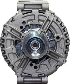 Lichtmaschine Generator passend für  + OE BOSCH Regler passend bei MERCEDES 0121813002 + OE Bosch Regler 220A