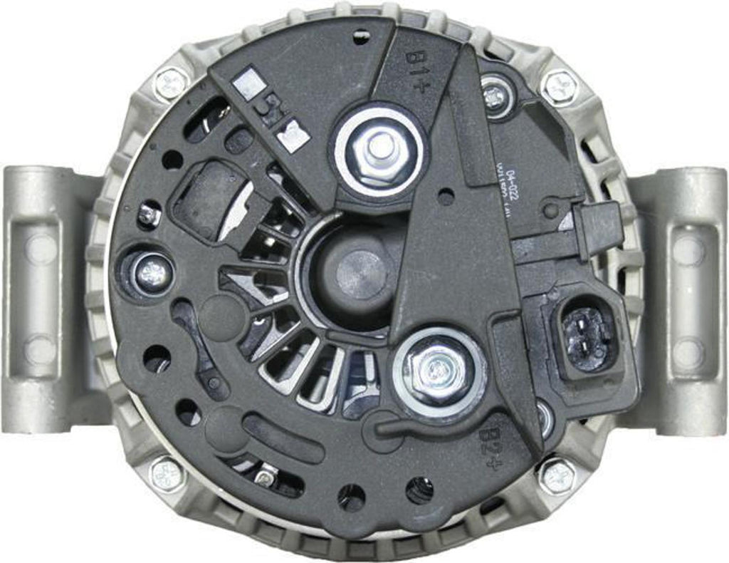 NEU Lichtmaschine passend für 120 A AUDI A4 AVANT 1.6 1.8T 2.0 FSI 06B903016AE