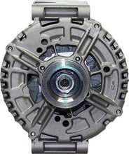 Laden Sie das Bild in den Galerie-Viewer, Lichtmaschine Generator passend für  + OE BOSCH Regler passend bei MERCEDES 0121813002 + OE Bosch Regler 220A