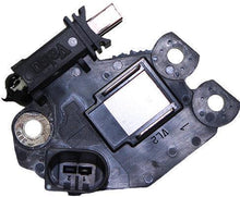 Laden Sie das Bild in den Galerie-Viewer, Regulator Regler für Lichtmaschine Generator passend für 599183 599183