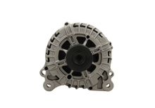 Laden Sie das Bild in den Galerie-Viewer, Generalüberholt Valeo Lichtmaschine passend für Nissan  Duster  TG15C289-R 150 A