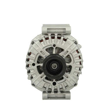 Laden Sie das Bild in den Galerie-Viewer, Generalüberholt Valeo Lichtmaschine passend für Mercedes  Sprinter 411D  CG25S022-R 250 A