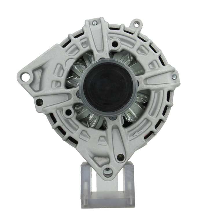 Neu  Lichtmaschine passend für Mercedes  GLA250  0125711030+PRO 150 A