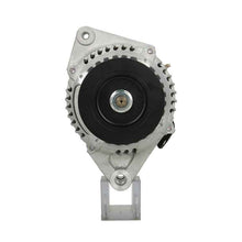Laden Sie das Bild in den Galerie-Viewer, Original Neu Denso Lichtmaschine passend für Toyota  Avensis  DAN939 120 A