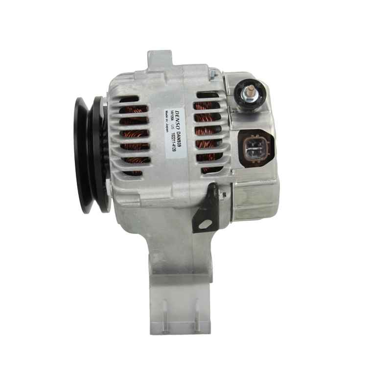 Original new Denso alternator suitable for Toyota Avensis DAN939 120 A