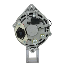 Laden Sie das Bild in den Galerie-Viewer, Lichtmaschine passend für Cummins   0120488294 45 A