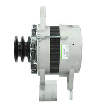 Laden Sie das Bild in den Galerie-Viewer, Lichtmaschine passend für Nissan   0-35000-3370 50 A