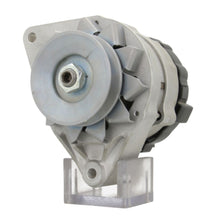 Laden Sie das Bild in den Galerie-Viewer, Neu Magneton Lichtmaschine passend für Deutz