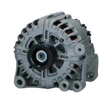 Laden Sie das Bild in den Galerie-Viewer, Lichtmaschine Generator passend für 220A BMW TG23C011