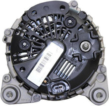 Laden Sie das Bild in den Galerie-Viewer, Valeo Lichtmaschine Generator passend für AUDI VOLKSWAGEN 220A FG18T122  440565