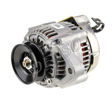 Laden Sie das Bild in den Galerie-Viewer, DENSO Lichtmaschine Generator passend für KUBOTA  100211-6803