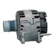 Laden Sie das Bild in den Galerie-Viewer, Valeo Lichtmaschine Generator passend für VOLKSWAGEN  AUDI 180A FG18T146  440813